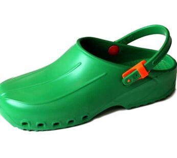 ULTRA LIGHT CLOGS with straps – 35 – green